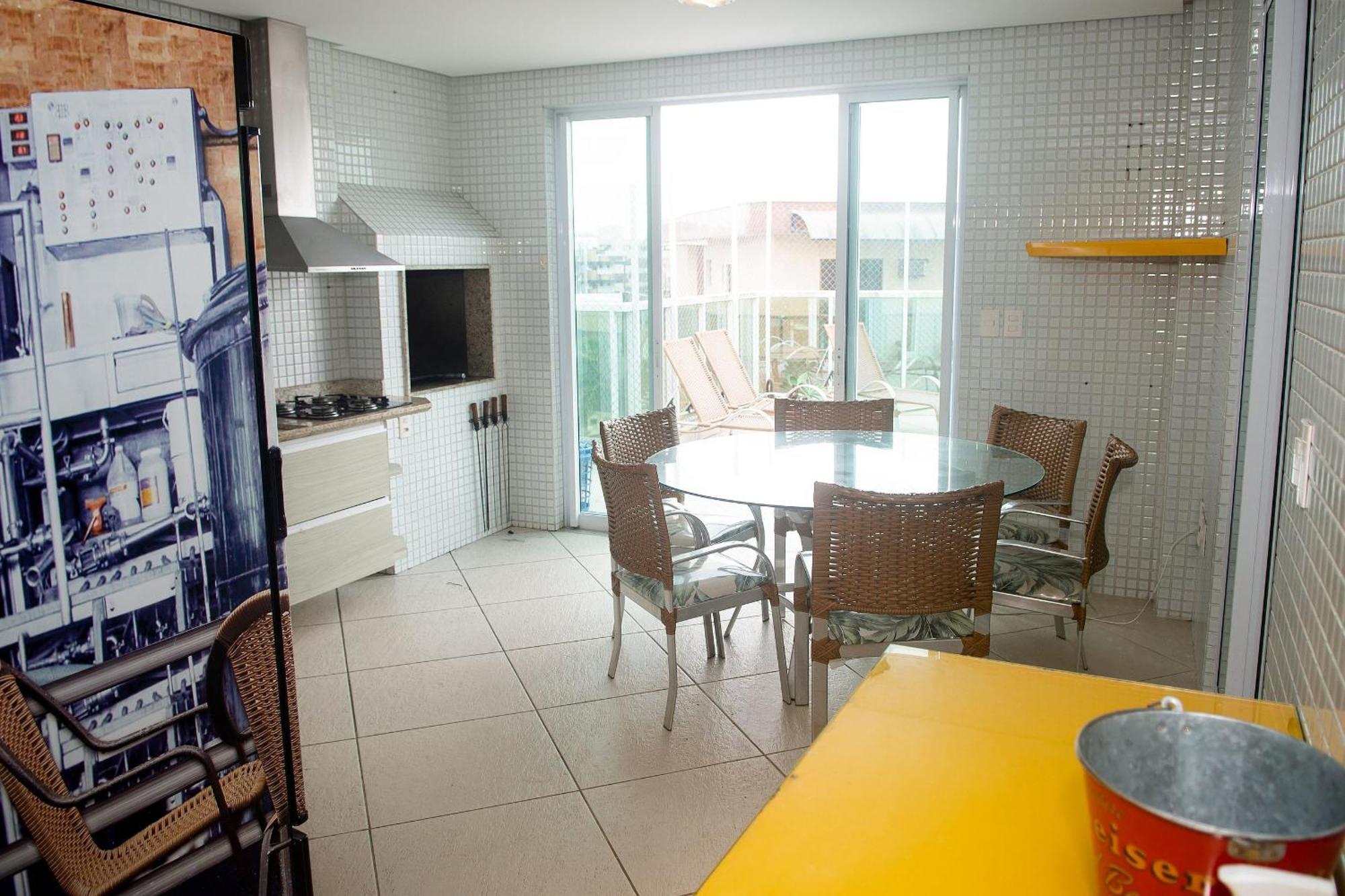 Apartamento Cobertura De Luxo Com Piscina E Churrasqueira Na Do Cabo Frio